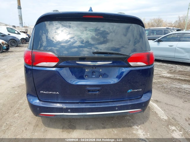 Продаж на аукціоні авто 2018 Chrysler Pacifica Hybrid Limited, vin: 2C4RC1N78JR115964, номер лоту: 12599935