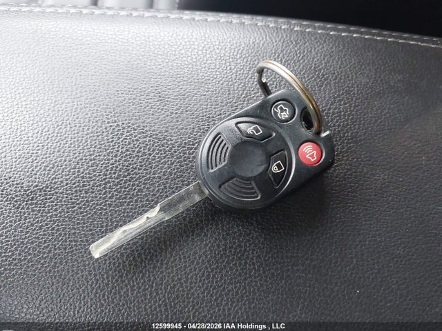 1FMCU9HD9JUA38104 Ford ESCAPE SEL