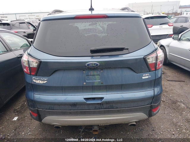 1FMCU9HD9JUA38104 Ford ESCAPE SEL
