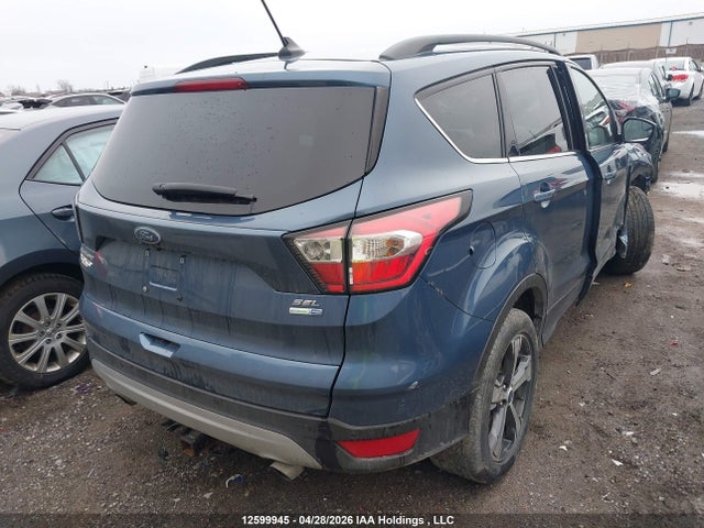 1FMCU9HD9JUA38104 Ford ESCAPE SEL