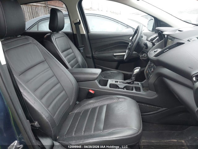 1FMCU9HD9JUA38104 Ford ESCAPE SEL