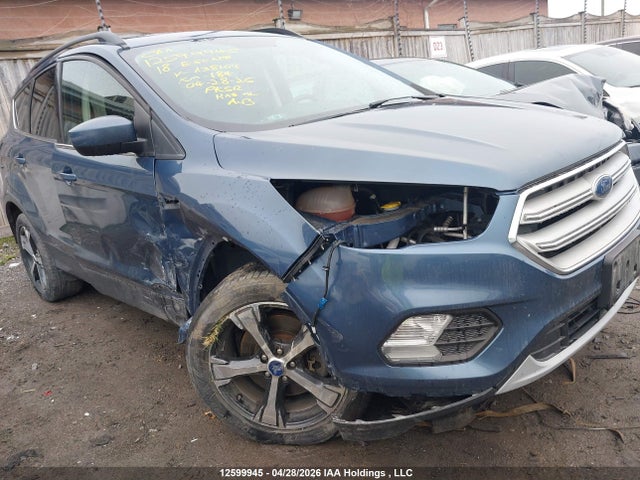 1FMCU9HD9JUA38104 Ford ESCAPE SEL