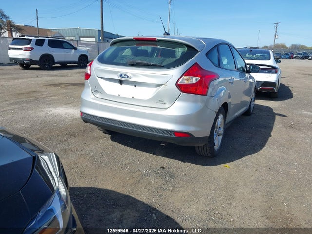 12599946 :رقم المزاد ، 1FAHP3K29CL438779 vin ، 2012 Ford Focus Se مزاد بيع