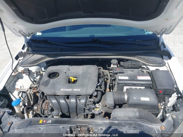 KMHD84LF9HU426030 Hyundai ELANTRA GL
