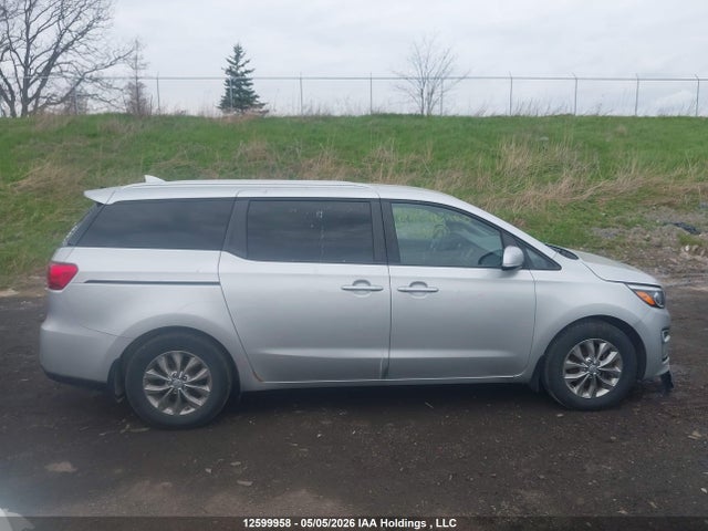 KNDMB5C12K6458359 KIA SEDONA LX