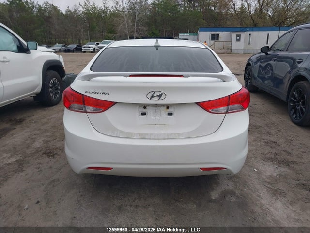 2013 Hyundai Elantra Gl მანქანა იყიდება აუქციონზე, vin: 5NPDH4AE7DH446988, აუქციონის ნომერი: 12599960