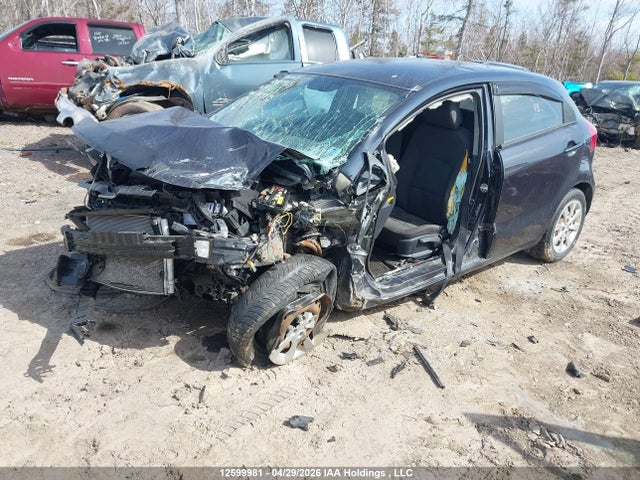 12599981 :رقم المزاد ، KNADM5A3XF6995983 vin ، 2015 Kia Rio Lx مزاد بيع