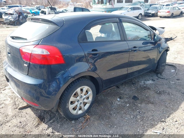 12599981 :رقم المزاد ، KNADM5A3XF6995983 vin ، 2015 Kia Rio Lx مزاد بيع