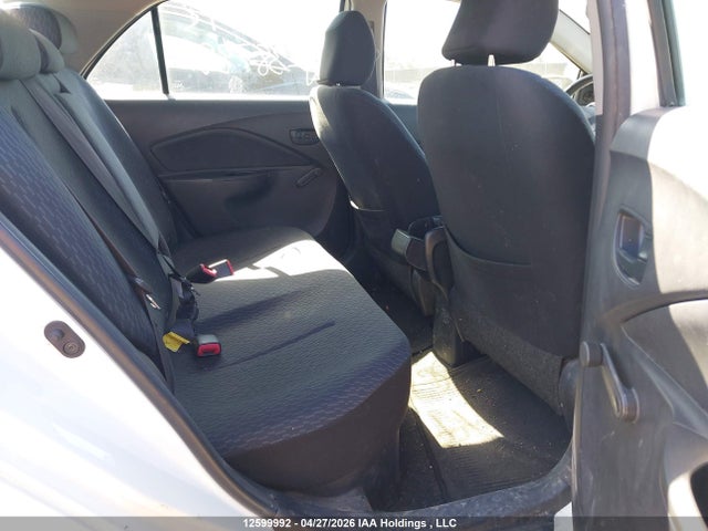2010 Toyota Yaris მანქანა იყიდება აუქციონზე, vin: JTDBT4K35A1387395, აუქციონის ნომერი: 12599992