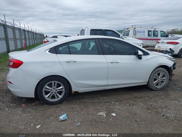 1G1BE5SM7H7229021 Chevrolet Cruze Lt Auto