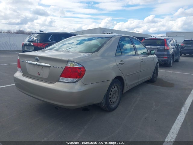 2005 Toyota Camry მანქანა იყიდება აუქციონზე, vin: 4T1BF32K45U086853, აუქციონის ნომერი: 12600008
