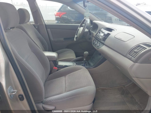 2005 Toyota Camry მანქანა იყიდება აუქციონზე, vin: 4T1BF32K45U086853, აუქციონის ნომერი: 12600008