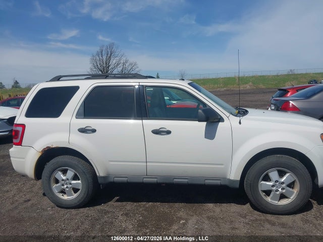 Продажа на аукционе авто 2010 Ford Escape Xlt, vin: 1FMCU0D79AKC98395, номер лота: 12600012