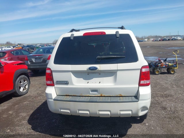 Продажа на аукционе авто 2010 Ford Escape Xlt, vin: 1FMCU0D79AKC98395, номер лота: 12600012
