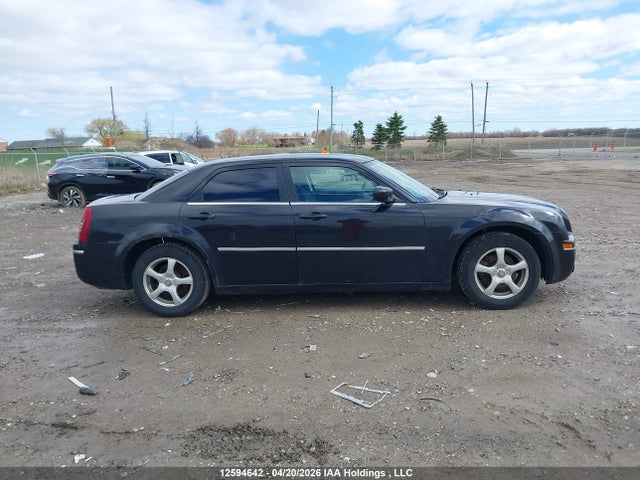 2009 Chrysler 300 Touring მანქანა იყიდება აუქციონზე, vin: 2C3KA53V69H582287, აუქციონის ნომერი: 12594642