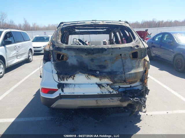 5XYZUDLB2HG484100 Hyundai Santa Fe Sport 2.4 Luxury