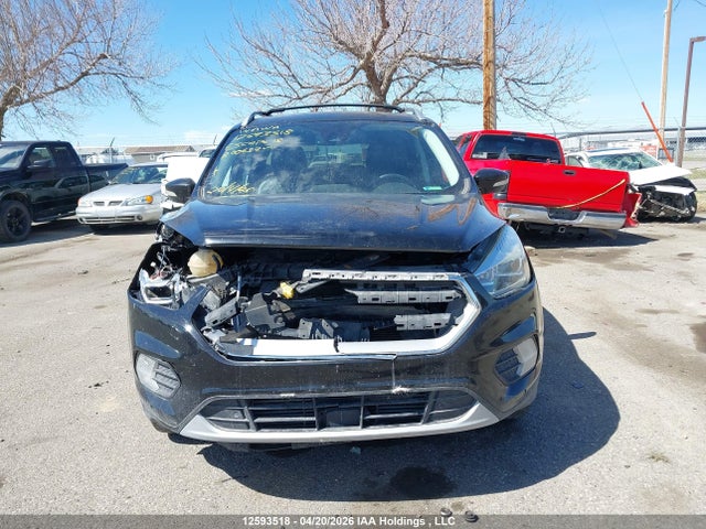 Продажа на аукционе авто 2018 Ford Escape Titanium, vin: 1FMCU9J97JUB00637, номер лота: 12593518