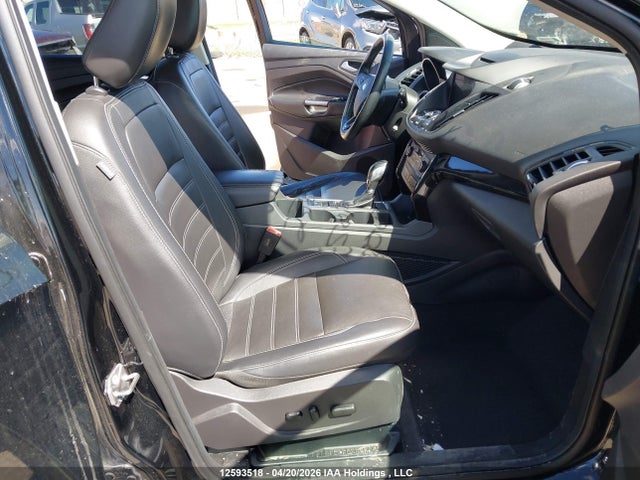 Продажа на аукционе авто 2018 Ford Escape Titanium, vin: 1FMCU9J97JUB00637, номер лота: 12593518