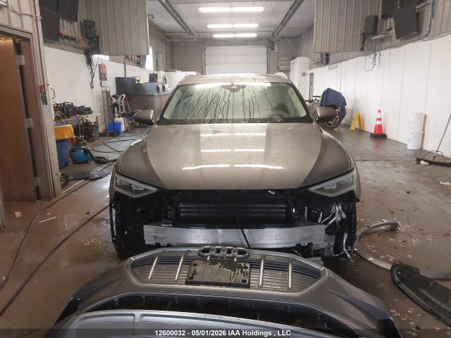 WA1VAAGE8KB021836 Audi E-tron Prestige
