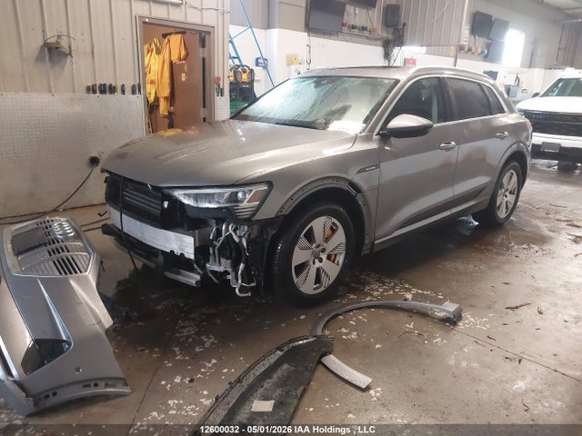 WA1VAAGE8KB021836 Audi E-tron Prestige