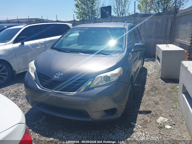 2012 Toyota Sienna Le მანქანა იყიდება აუქციონზე, vin: 5TDKK3DC5CS237741, აუქციონის ნომერი: 12600034