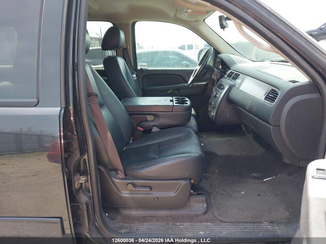 2013 Chevrolet Suburban K1500 Ls მანქანა იყიდება აუქციონზე, vin: 1GNSKHE76DR157404, აუქციონის ნომერი: 12600036