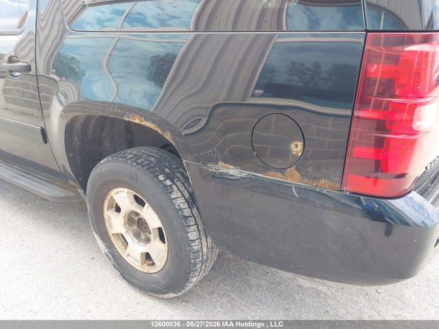 2013 Chevrolet Suburban K1500 Ls მანქანა იყიდება აუქციონზე, vin: 1GNSKHE76DR157404, აუქციონის ნომერი: 12600036