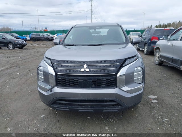 Продаж на аукціоні авто 2022 Mitsubishi Outlander Es, vin: JA4J4TA87NZ617598, номер лоту: 12600038