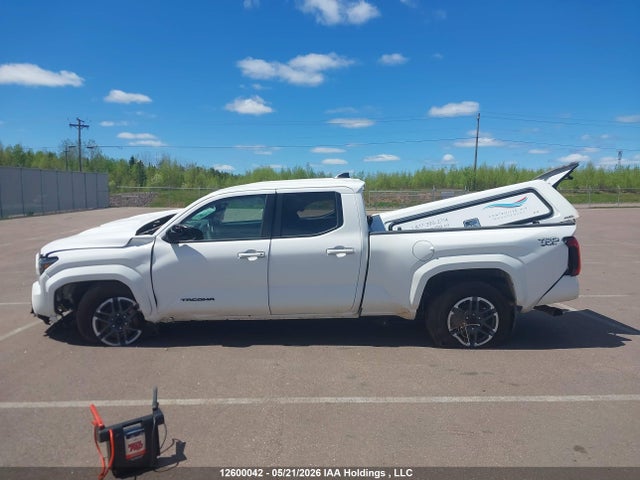 2024 Toyota Tacoma Double Cab/sr5/trd Sport/trd Off Road/ltd მანქანა იყიდება აუქციონზე, vin: 3TYLB5JNXRT035240, აუქციონის ნომერი: 12600042