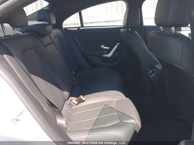 W1K5J4HB4SN528264 Mercedes-Benz CLA 250 4MATIC