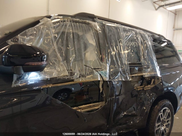1FMJU1J83SEA39489 Ford Expedition Active
