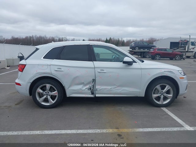 WA1BNAFY6K2083626 Audi Q5 45 Progressiv
