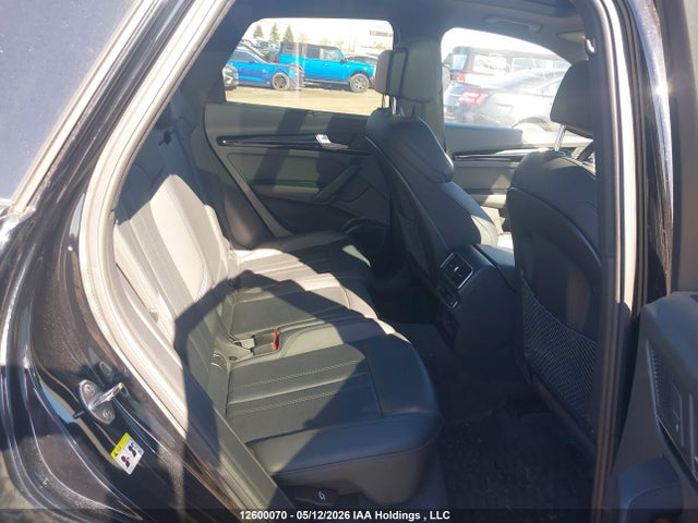 WA1FNAFY0K2038005 Audi Q5