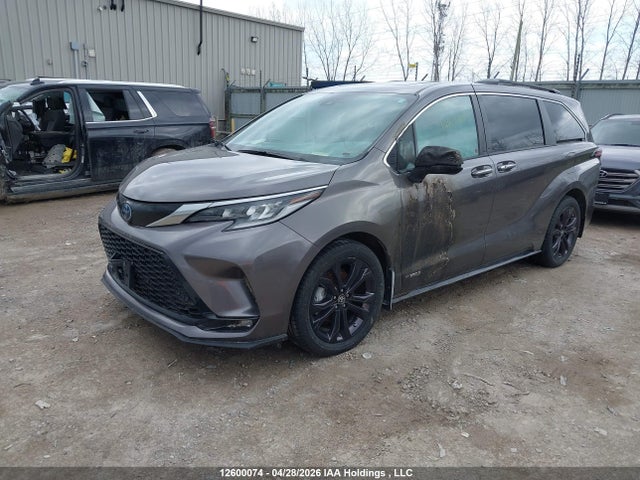 12600074 :رقم المزاد ، 5TDGRKEC7MS007260 vin ، 2021 Toyota Sienna Le/xle/xse/limited/platinum مزاد بيع