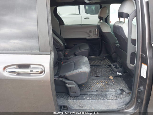 12600074 :رقم المزاد ، 5TDGRKEC7MS007260 vin ، 2021 Toyota Sienna Le/xle/xse/limited/platinum مزاد بيع