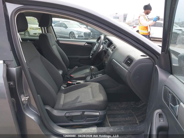 3VW1K7AJ9FM416324 Volkswagen Jetta