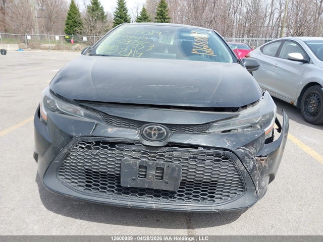5YFBPRBE0LP037853 Toyota COROLLA LE