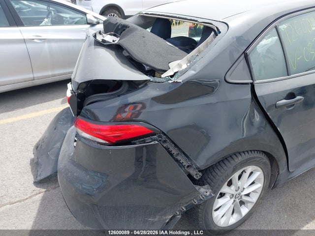 5YFBPRBE0LP037853 Toyota COROLLA LE
