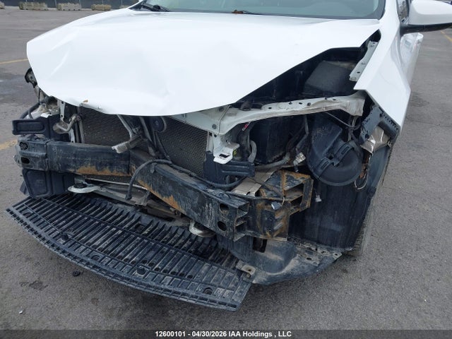 12600101 :رقم المزاد ، 2T1BURHE0JC086435 vin ، 2018 Toyota Corolla مزاد بيع
