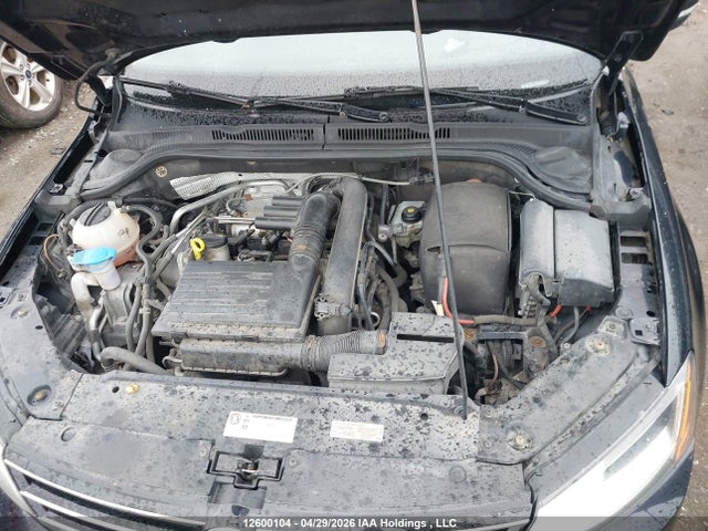 12600104 :رقم المزاد ، 3VWB67AJ4HM278963 vin ، 2017 Volkswagen Jetta Se مزاد بيع