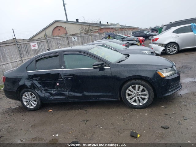 12600104 :رقم المزاد ، 3VWB67AJ4HM278963 vin ، 2017 Volkswagen Jetta Se مزاد بيع