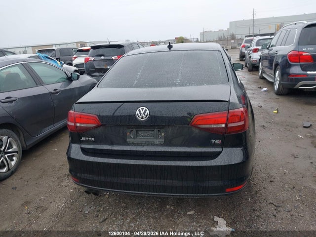 12600104 :رقم المزاد ، 3VWB67AJ4HM278963 vin ، 2017 Volkswagen Jetta Se مزاد بيع