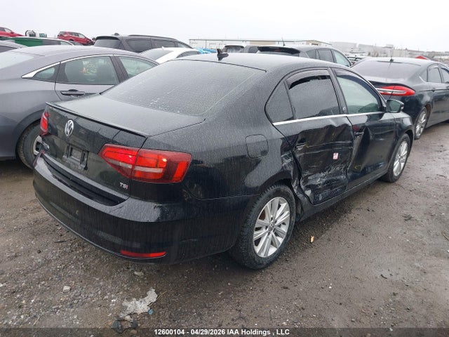 12600104 :رقم المزاد ، 3VWB67AJ4HM278963 vin ، 2017 Volkswagen Jetta Se مزاد بيع