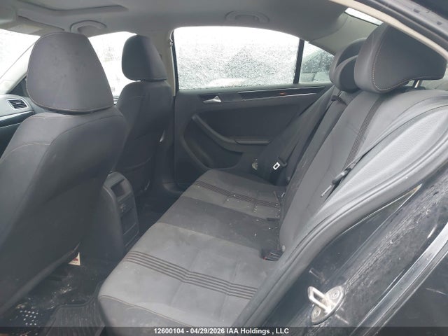 12600104 :رقم المزاد ، 3VWB67AJ4HM278963 vin ، 2017 Volkswagen Jetta Se مزاد بيع