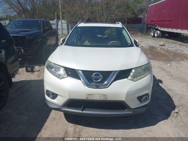 12600131 :رقم المزاد ، 5N1AT2MV5FC847516 vin ، 2015 Nissan Rogue S/sl/sv مزاد بيع