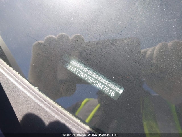 12600131 :رقم المزاد ، 5N1AT2MV5FC847516 vin ، 2015 Nissan Rogue S/sl/sv مزاد بيع