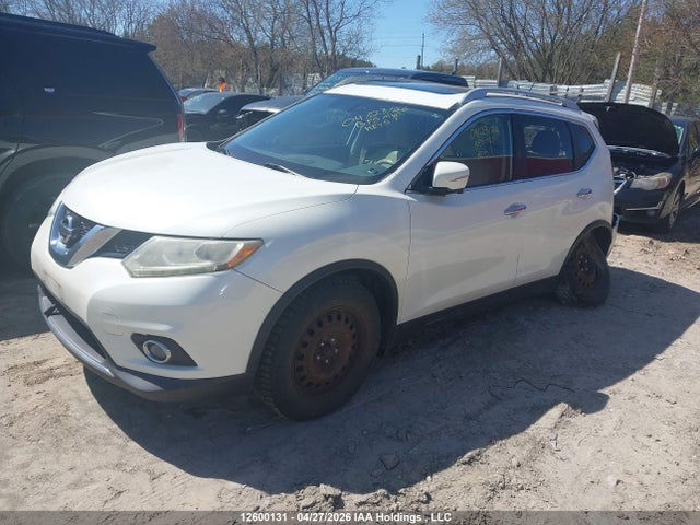 12600131 :رقم المزاد ، 5N1AT2MV5FC847516 vin ، 2015 Nissan Rogue S/sl/sv مزاد بيع