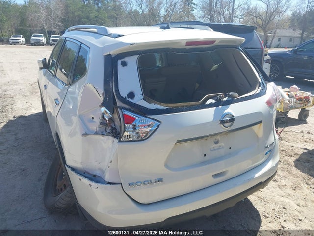 12600131 :رقم المزاد ، 5N1AT2MV5FC847516 vin ، 2015 Nissan Rogue S/sl/sv مزاد بيع