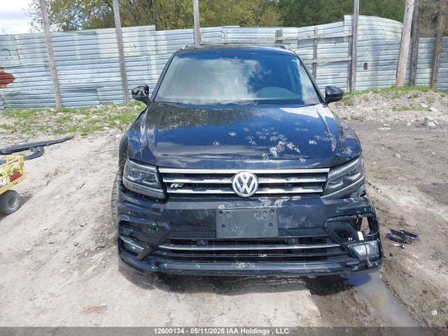 Продаж на аукціоні авто 2020 Volkswagen Tiguan Sel Premium R-line, vin: 3VV4B7AX4LM107992, номер лоту: 12600134