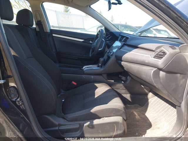 Продажа на аукционе авто 2018 Honda Civic Lx, vin: 2HGFC2F55JH006066, номер лота: 12600137